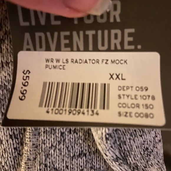 NWT Eddie Bauer Zip Up - Picture 5 of 5